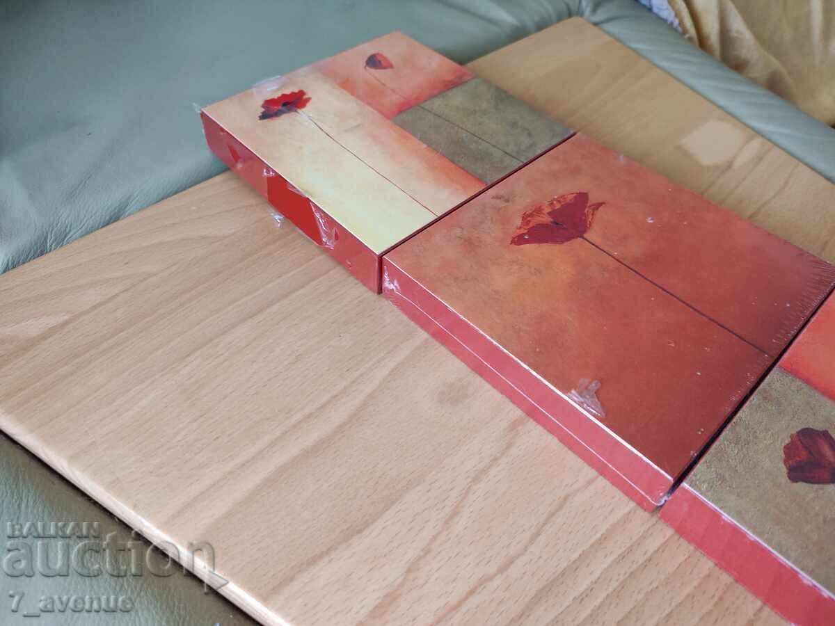 Livrarea 3 tablouri, decorațiuni, nefolosite, 15.08.2025