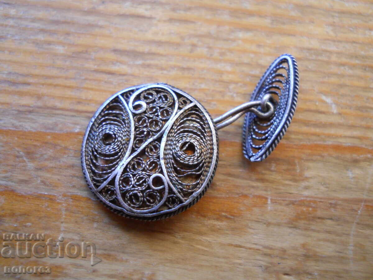 Antique silver filigree cufflink