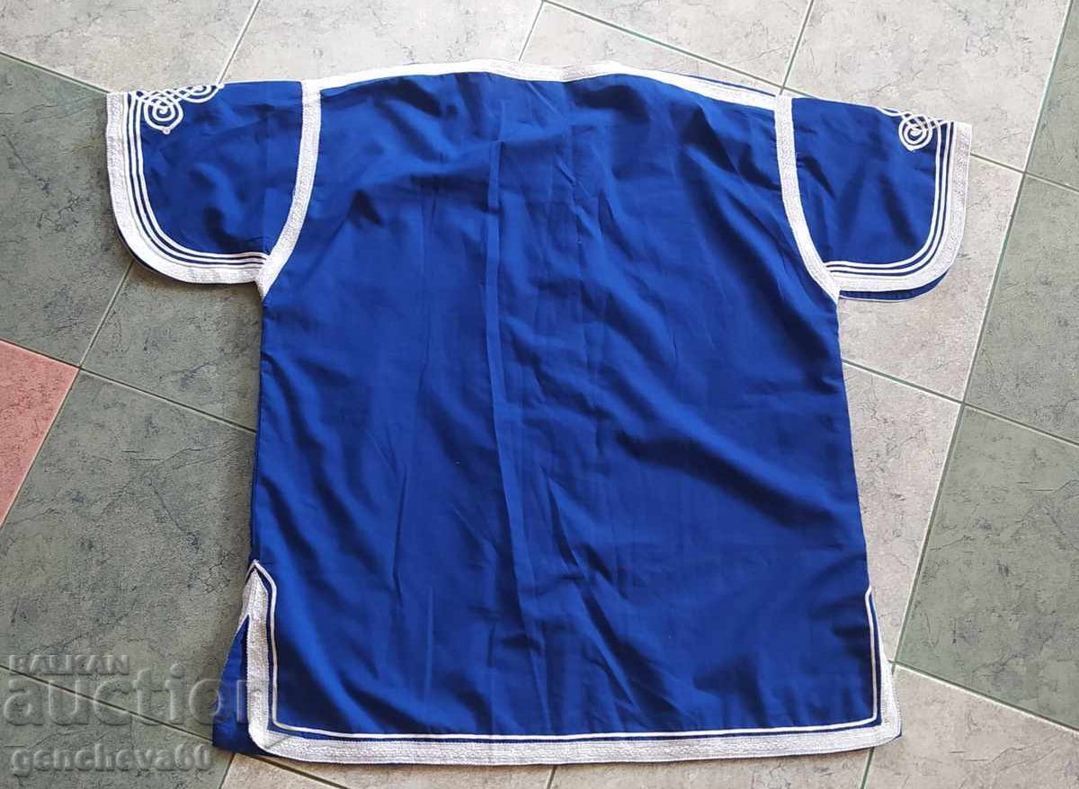 Auction  Ethnic tunic shirt with embroidery