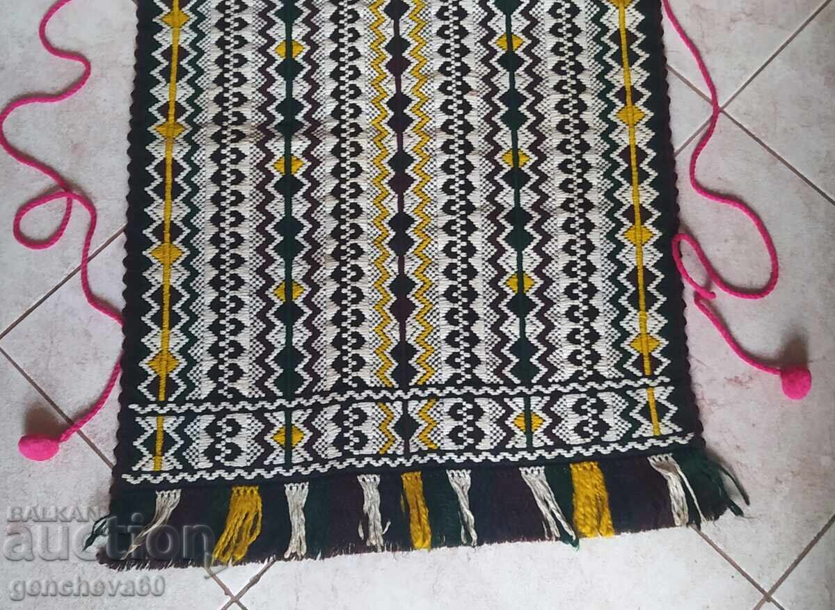 Auction ORIGINAL AUTHENTIC APRON Auction ORIGINAL AUTHENTIC APRON