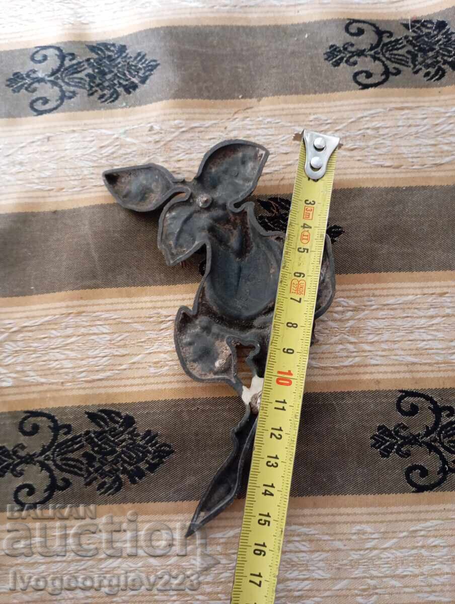 Aplicație veche trandafir cu preț 20.00 BGN | € 10.23 Aplicație veche trandafir cu preț 20.00 BGN | € 10.23