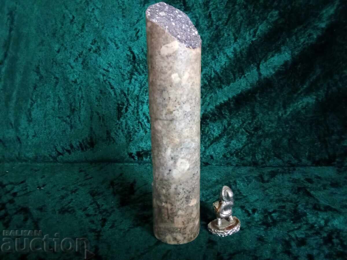 Licitație Gnomi, pitici, mineri