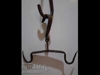 Старинна кована кука за дране, двоен ченгел