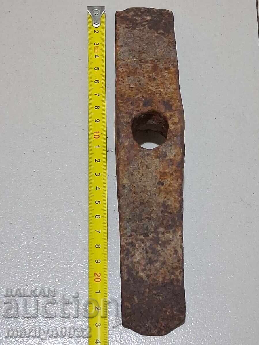 Παράδοση Παλιό σφυρί, εργαλείο, αξίνα Παράδοση Παλιό σφυρί, εργαλείο, αξίνα