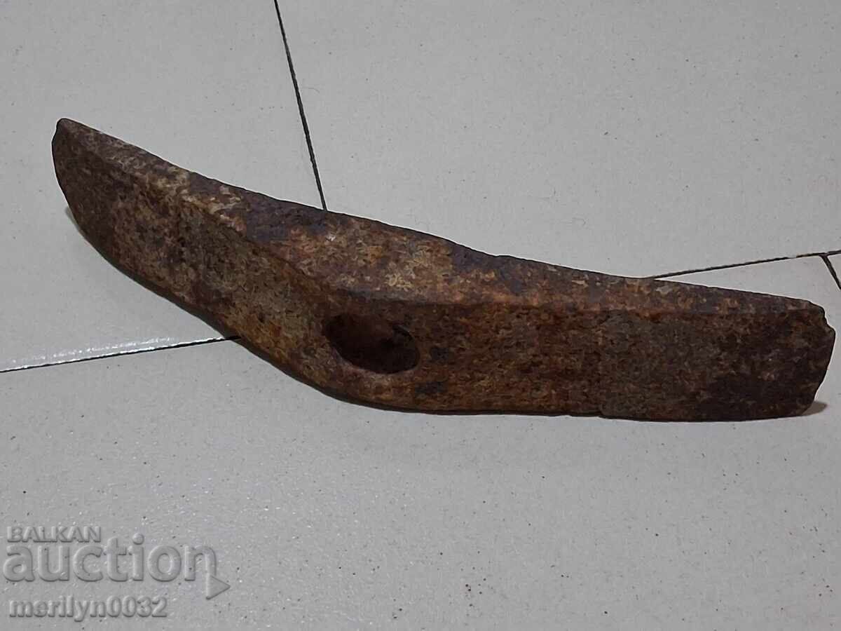 Παλιό σφυρί, εργαλείο, αξίνα Παλιό σφυρί, εργαλείο, αξίνα