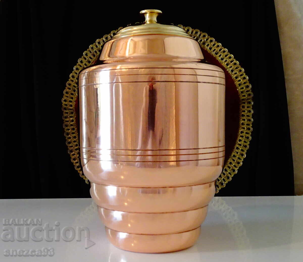 Copper jug, urn, copper vessel with lid 2 liters