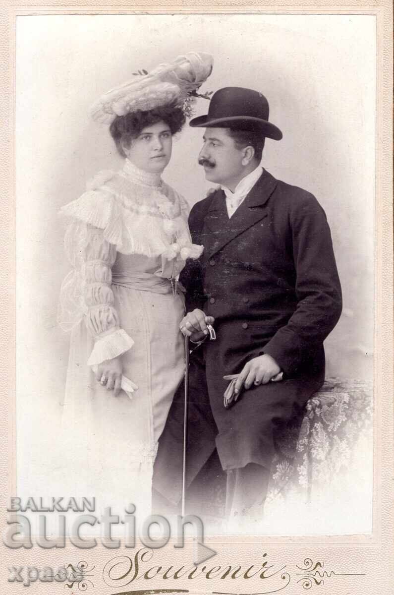 FOTOGRAFIE VECHE - CARTON - 2710 FOTOGRAFIE VECHE - CARTON - 2710