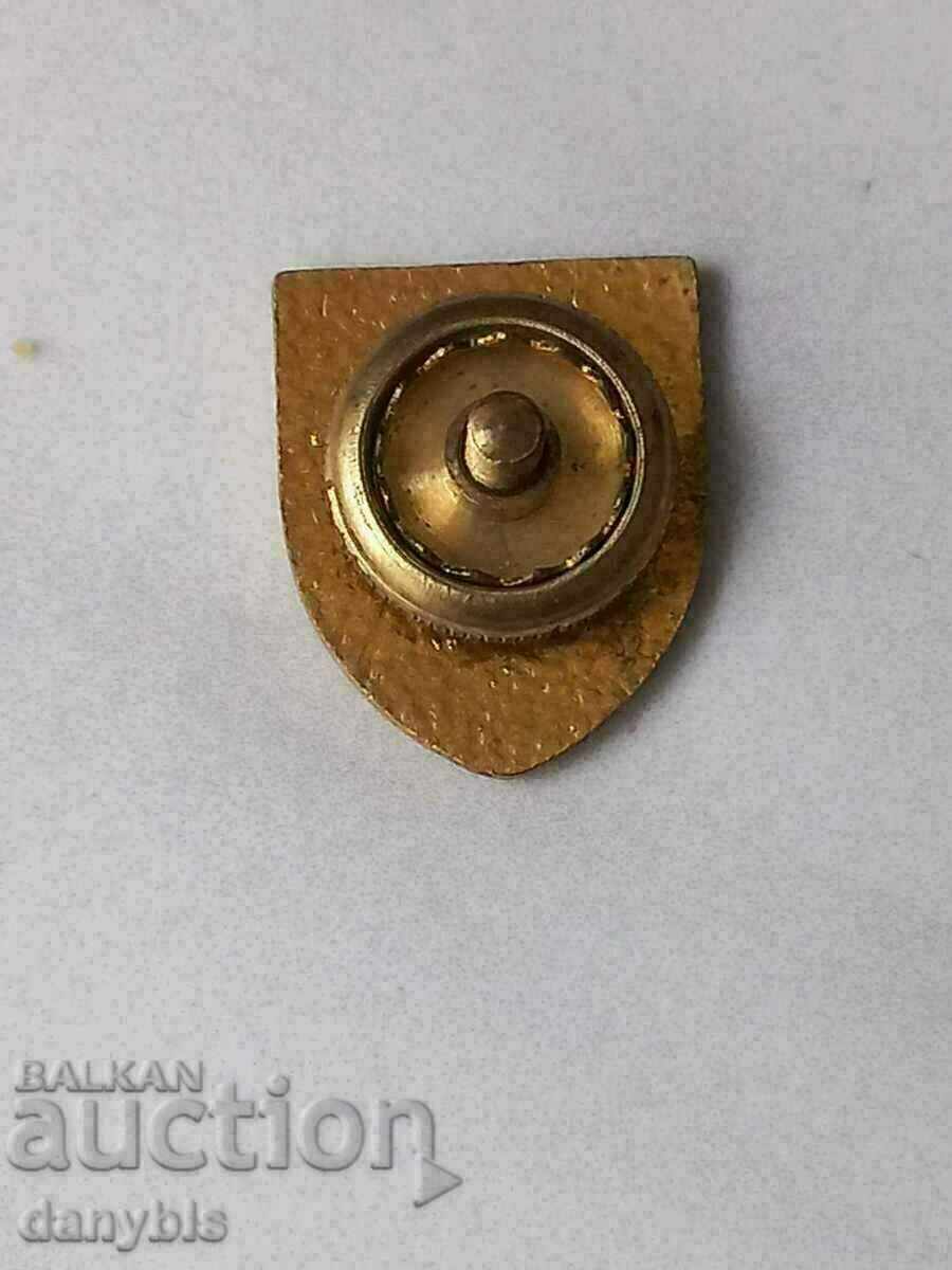 Insigna - Asociatia Arbitrilor Europeni de Box - Email cu preț 10.00 BGN | € 5.11