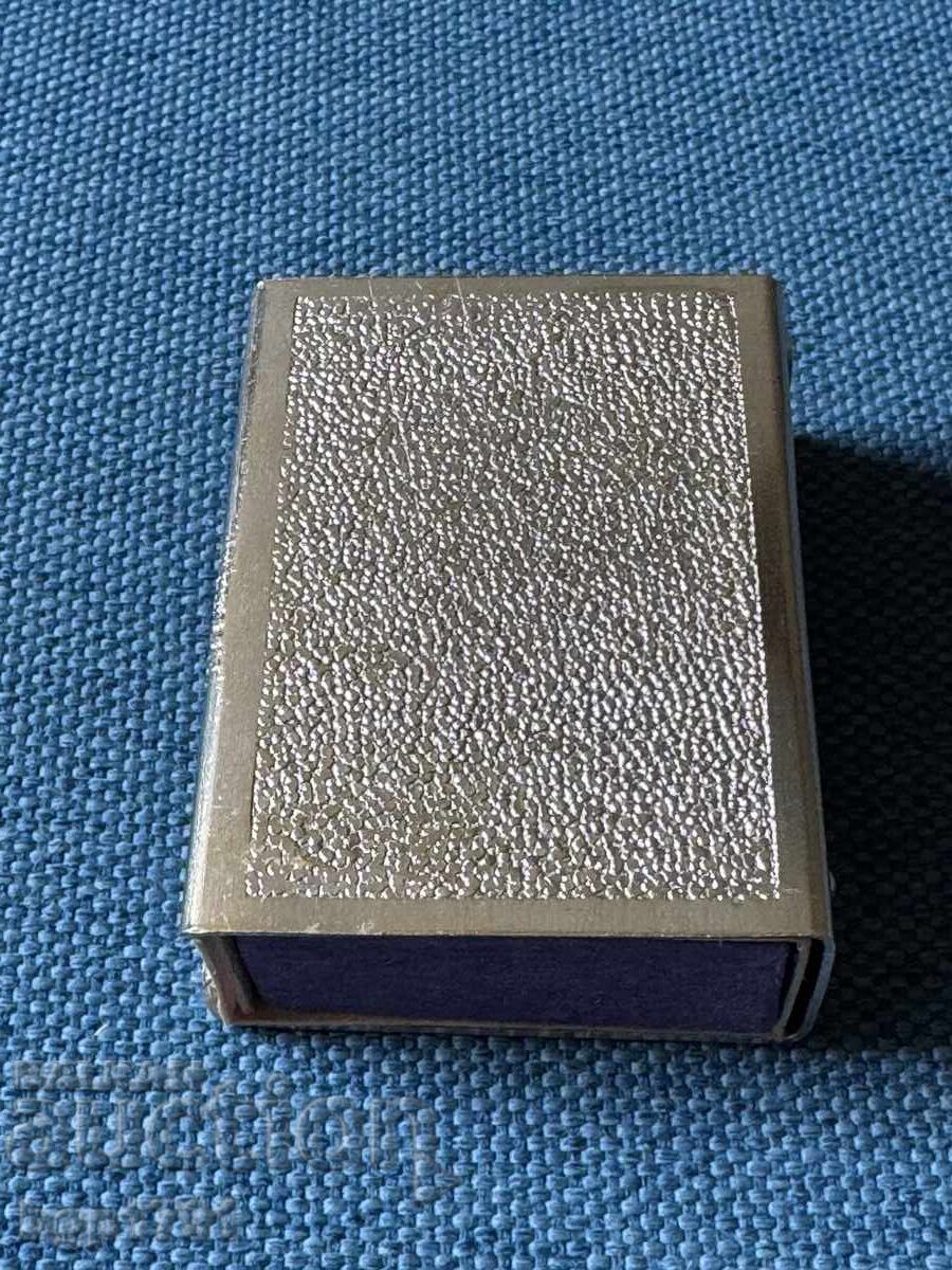 Παλαιός μεταλλικός θήκη σπίρτων 1967 με τιμή 30.00 BGN | € 15.34 Παλαιός μεταλλικός θήκη σπίρτων 1967 με τιμή 30.00 BGN | € 15.34