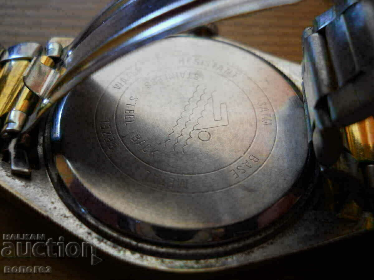 Доставка на Часовник - автомат "Marvels" - работи Доставка на Часовник - автомат "Marvels" - работи