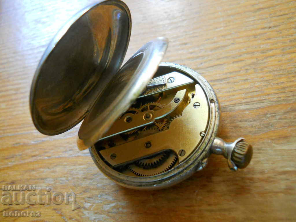 Ασημένιο γυναικείο ρολόι τσέπης - δεν λειτουργεί με τιμή 55.00 BGN | € 28.12