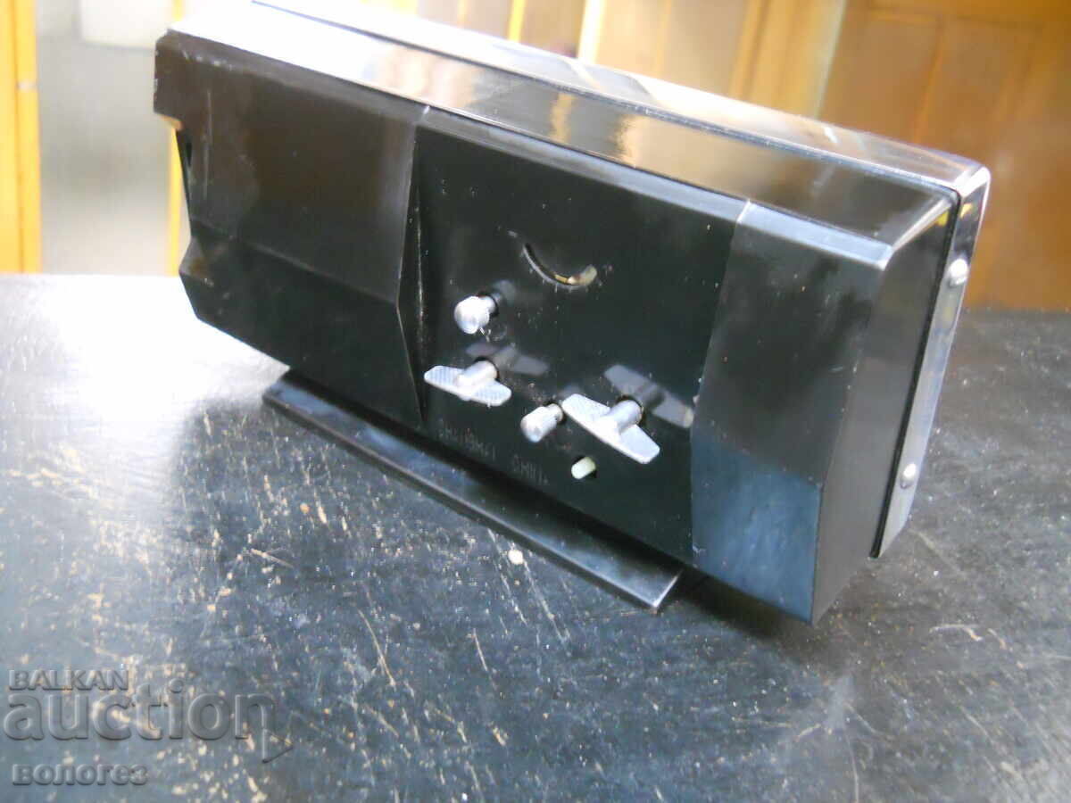 Δημοπρασία Ξυπνητήρι με ημερομηνία και θερμόμετρο "Diamant" - Κίνα - λειτουργεί