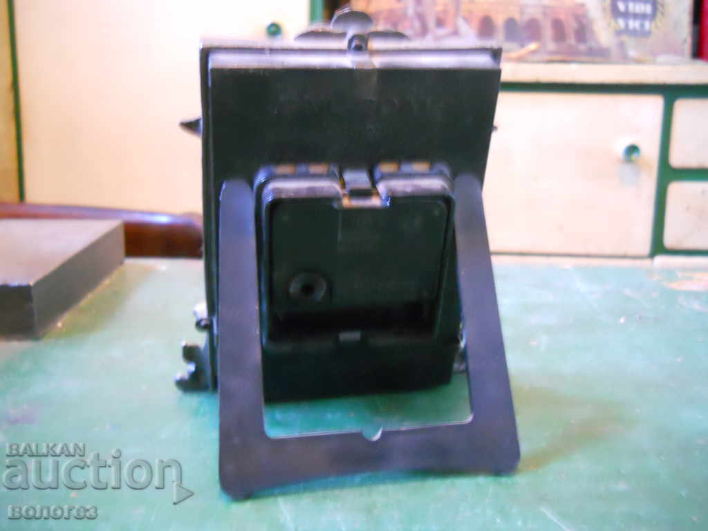 Επιτραπέζιο ρολόι χαλαζία με τιμή 15.00 BGN | € 7.67