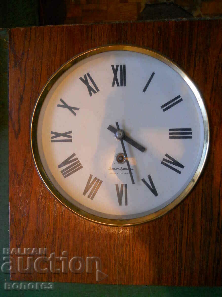 Wall clock "Amber" - USSR - works