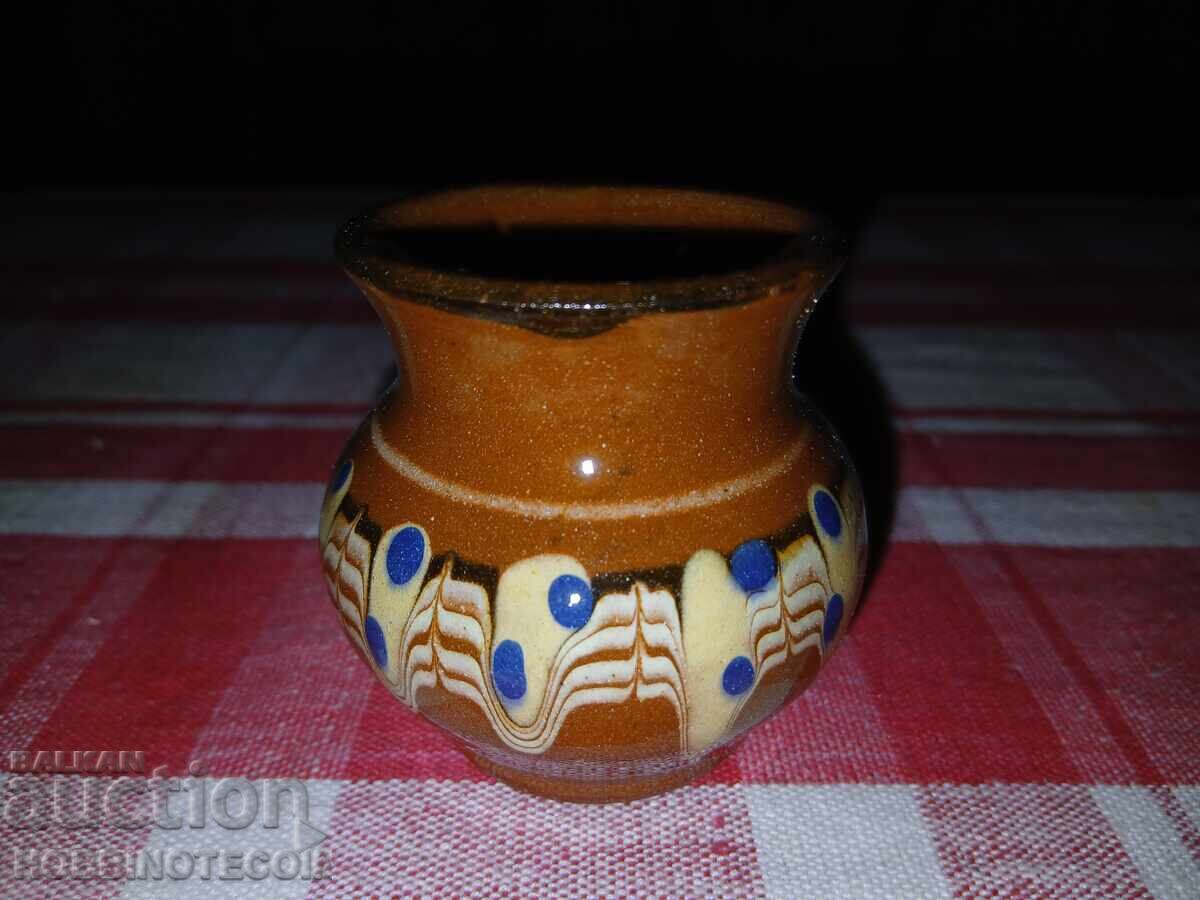 CERAMICĂ TROIANĂ - VAZĂ MICĂ NOUĂ - DISPONIBILE aprox. 10 buc cu preț 5.99 BGN | € 3.06 CERAMICĂ TROIANĂ - VAZĂ MICĂ NOUĂ - DISPONIBILE aprox. 10 buc cu preț 5.99 BGN | € 3.06