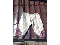 CHILOȚI DE FEMEI BRODAȚI, COSTUM POPULAR VECHI