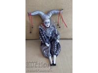 Păpușă de porțelan pentru colecționari