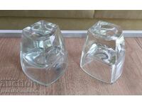 Δύο γυάλινα κηροπήγια