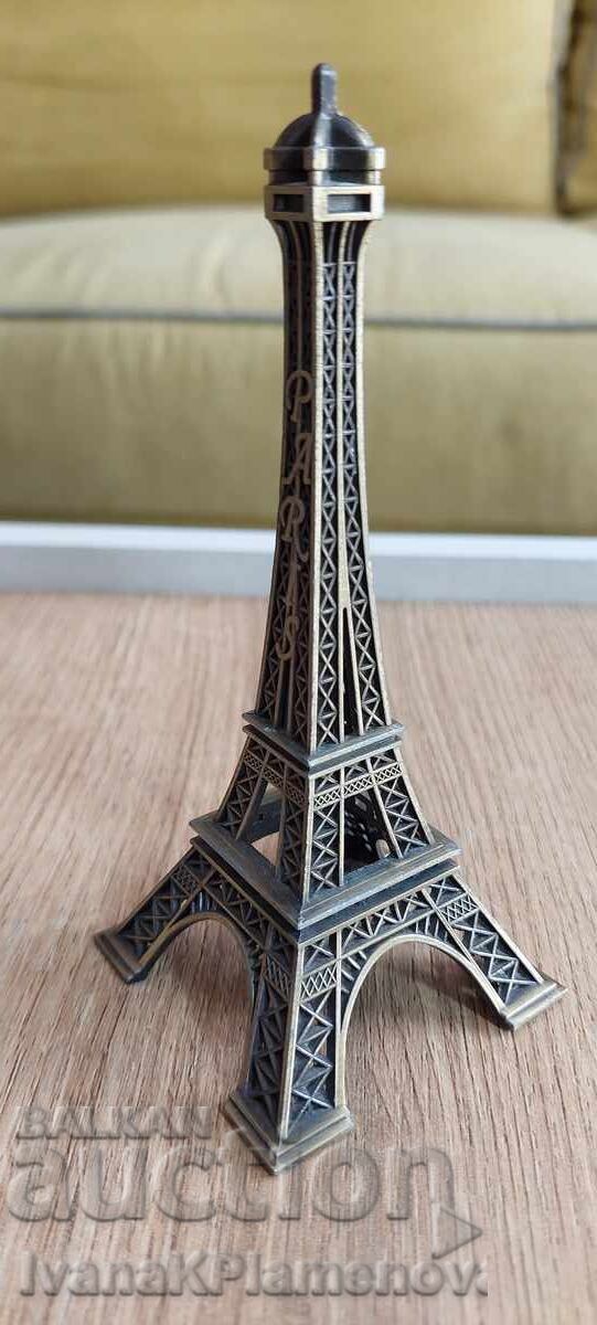 Σουβενίρ Πύργου του Άιφελ μεταλλικό για συλλέκτες, άριστο με τιμή 14.00 BGN | € 7.16