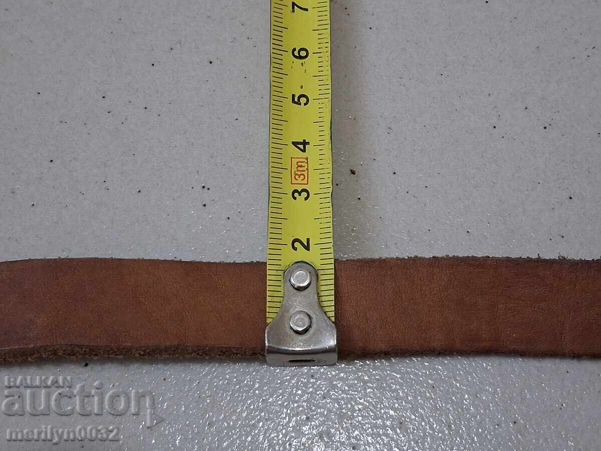 Auction  Leather straps with handle for carrying folders, packages, bundles