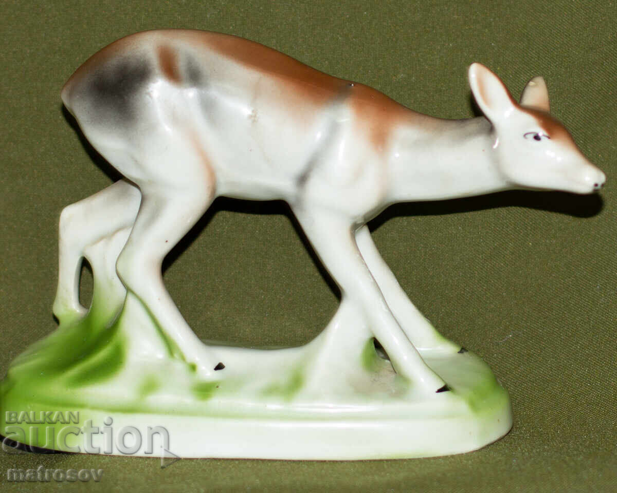 Decorative Bulgarian porcelain figurine, deer with price 100.00 BGN | € 51.13