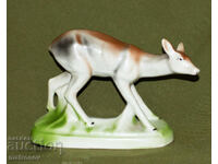 Statuetă decorativă din porțelan bulgăresc, căprioară