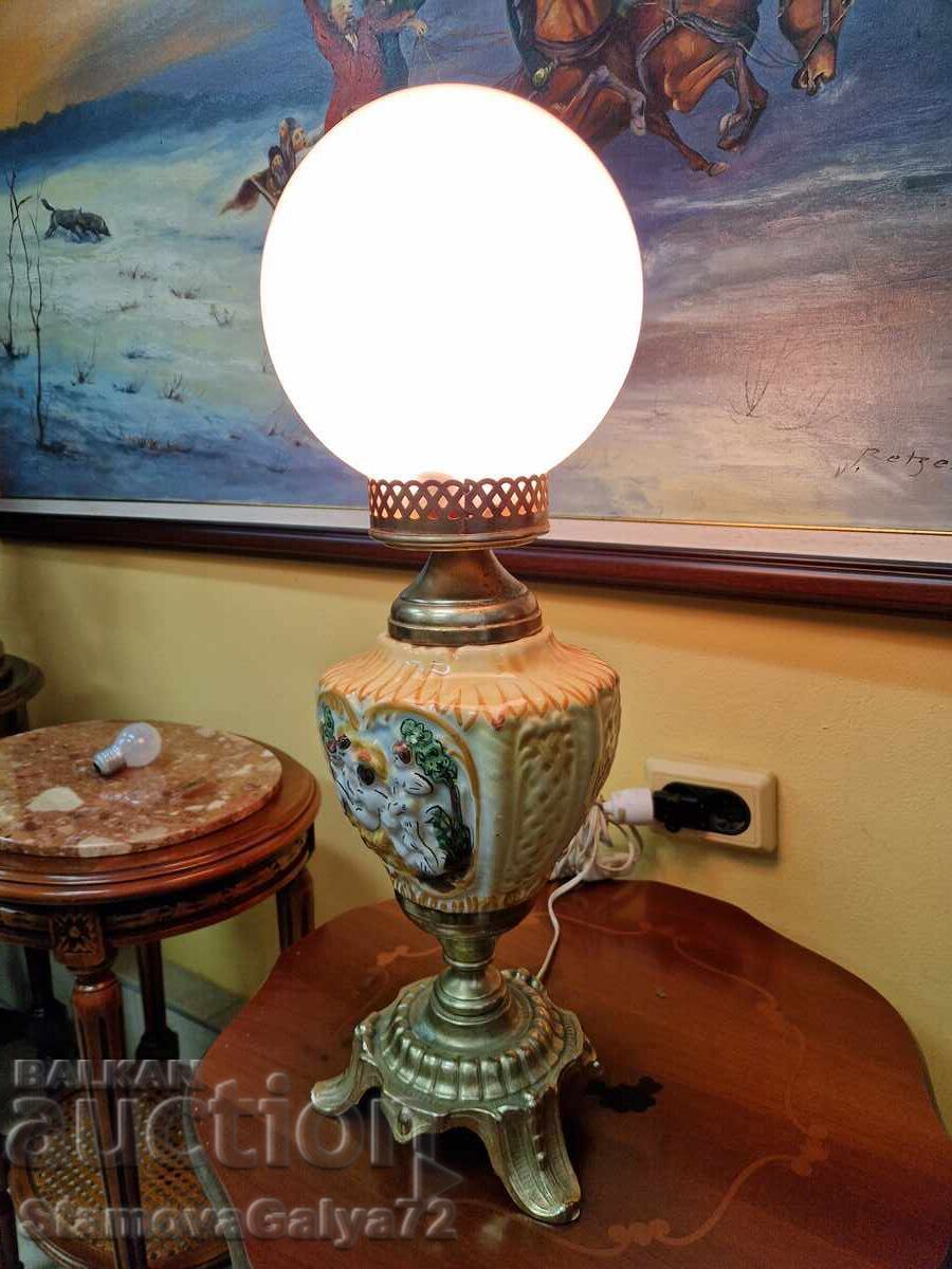 Παράδοση Σούπερ αντίκα επιτραπέζιο φωτιστικό μπρούτζινο και πορσελάνινο