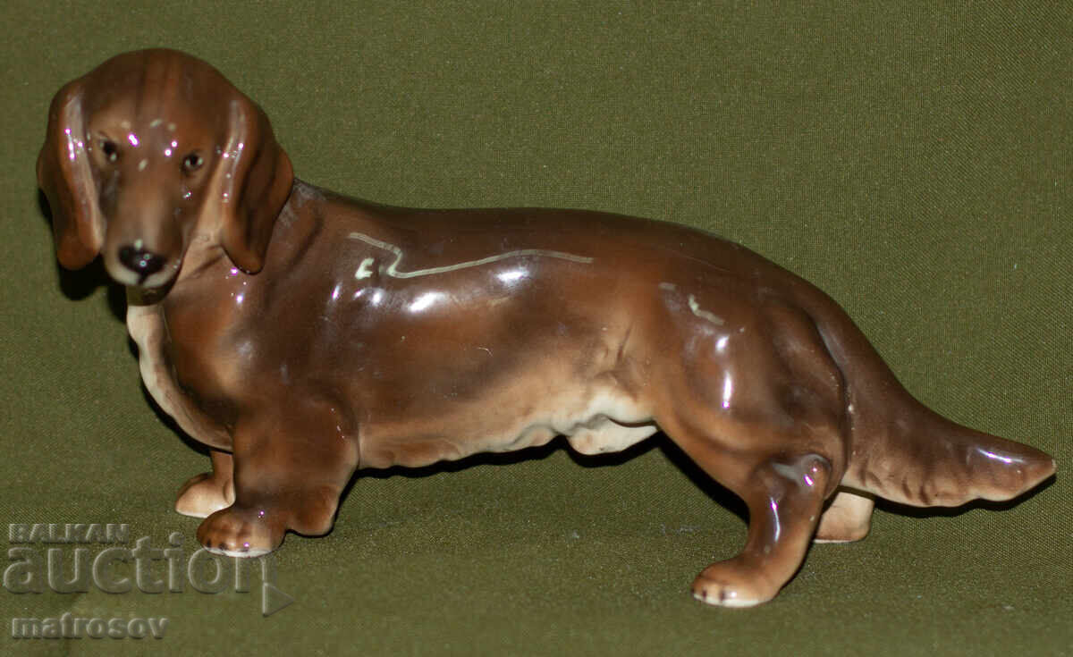 Διακοσμητικό πορσελάνινο ειδώλιο σκύλου ντάκελ με τιμή 200.00 BGN | € 102.26