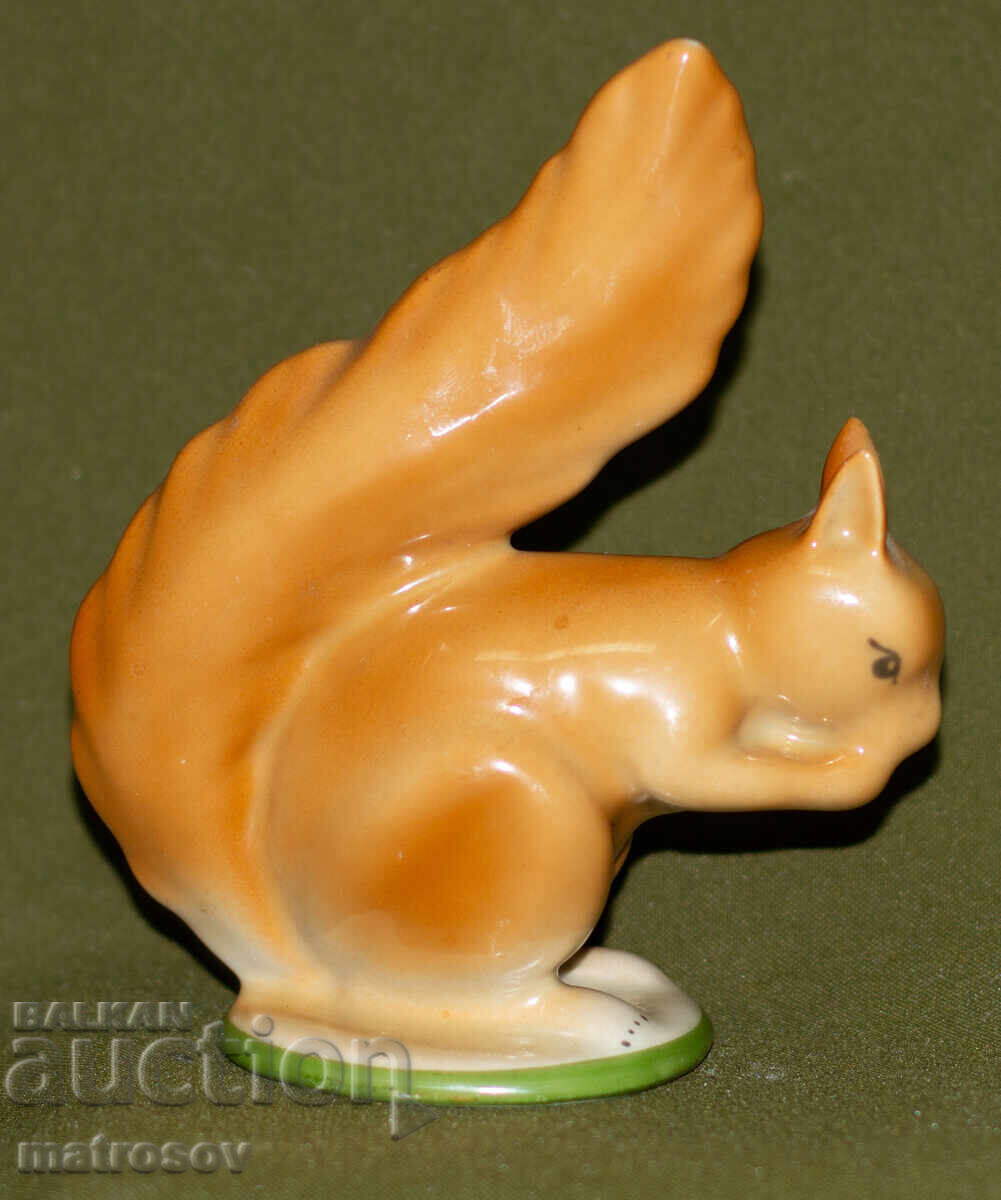 Delivery of Decorative porcelain figurine, squirrel