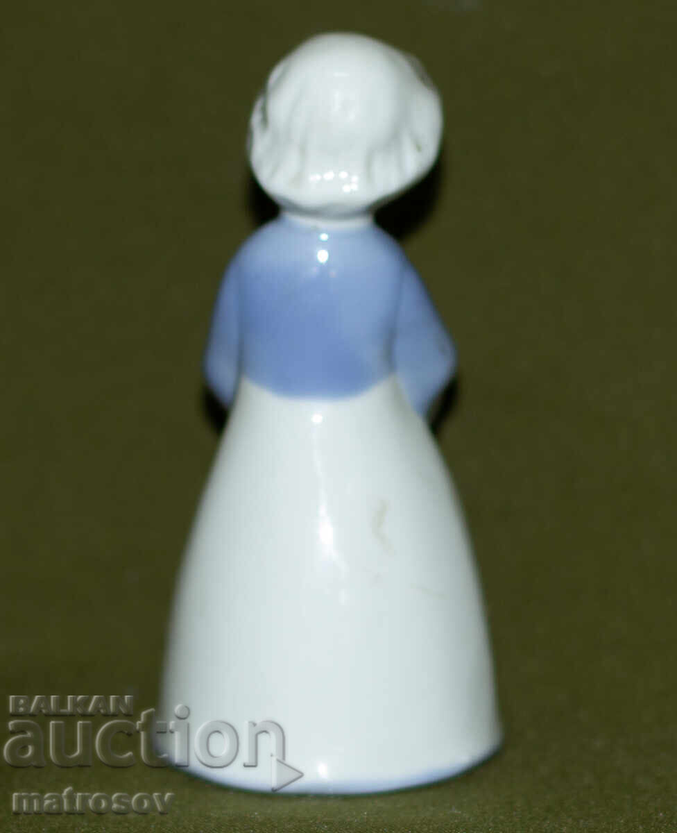 Παράδοση Σουηδικό πορσελάνινο ειδώλιο - κηροπήγιο