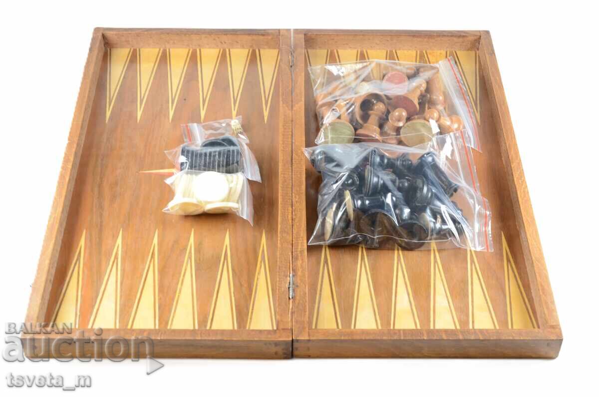 Шах и Табла в дървена кутия 48 х 48 см. с кокалени зарчета - 6 Шах и Табла в дървена кутия 48 х 48 см. с кокалени зарчета - 6