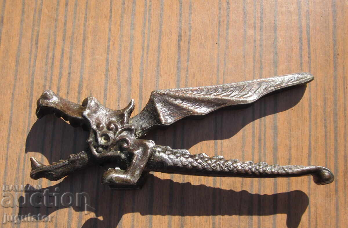 стара Руска Съветска метална настолна орехотрошачка дракон - 5 стара Руска Съветска метална настолна орехотрошачка дракон - 5