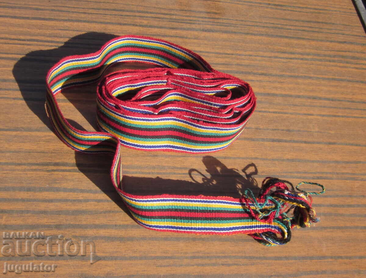 старинен Български фолклорен тъкан колан коланче за носия с цена 30.00 лв. | € 15.34 старинен Български фолклорен тъкан колан коланче за носия с цена 30.00 лв. | € 15.34