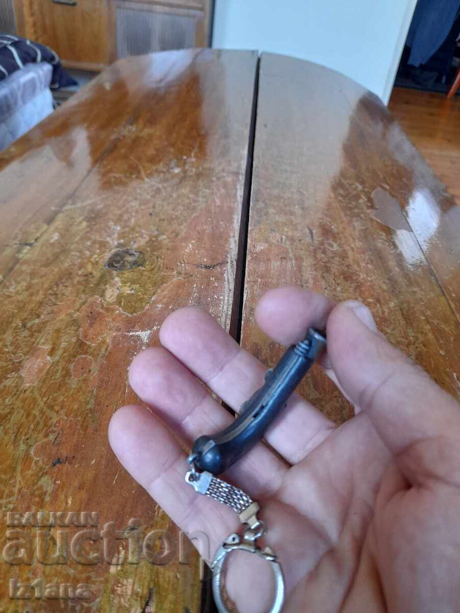 Old Keychain Pistol - 5