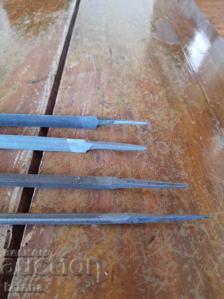 Auction  Old Saw, saws