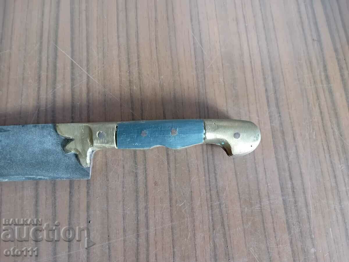 Livrarea CUȚIT VECHI DE PĂSTOR FORJAT