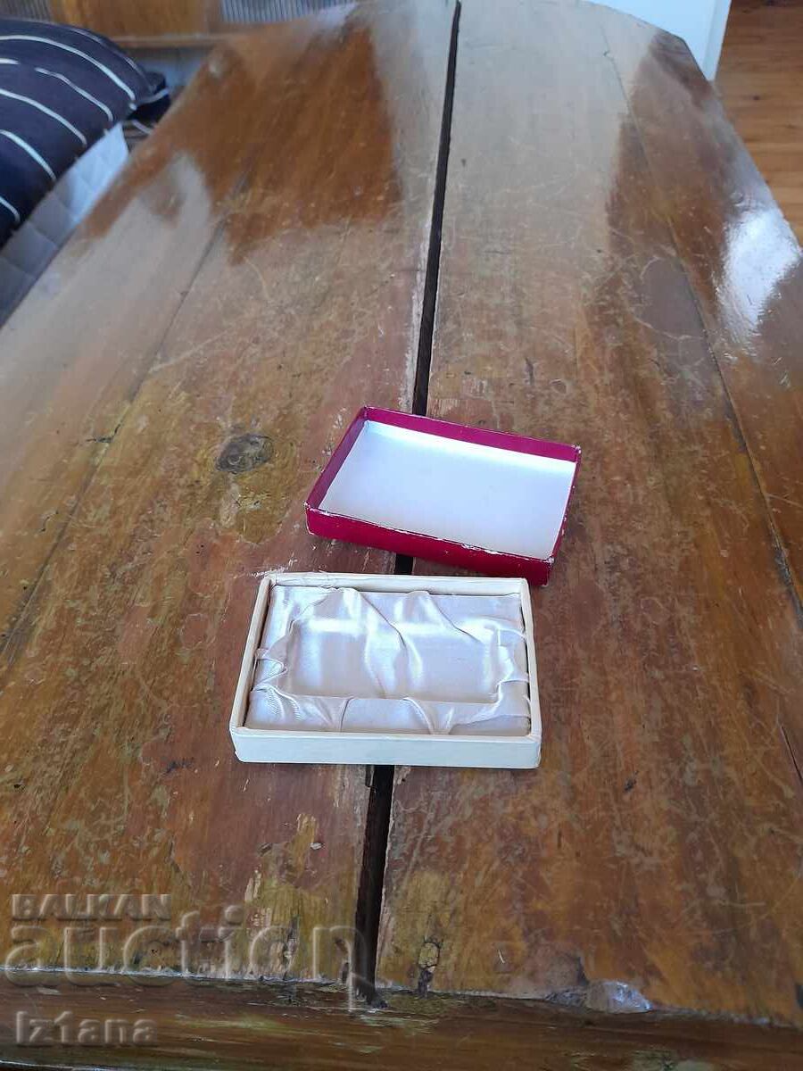 Παράδοση Παλιό κιβώτιο Balkancar