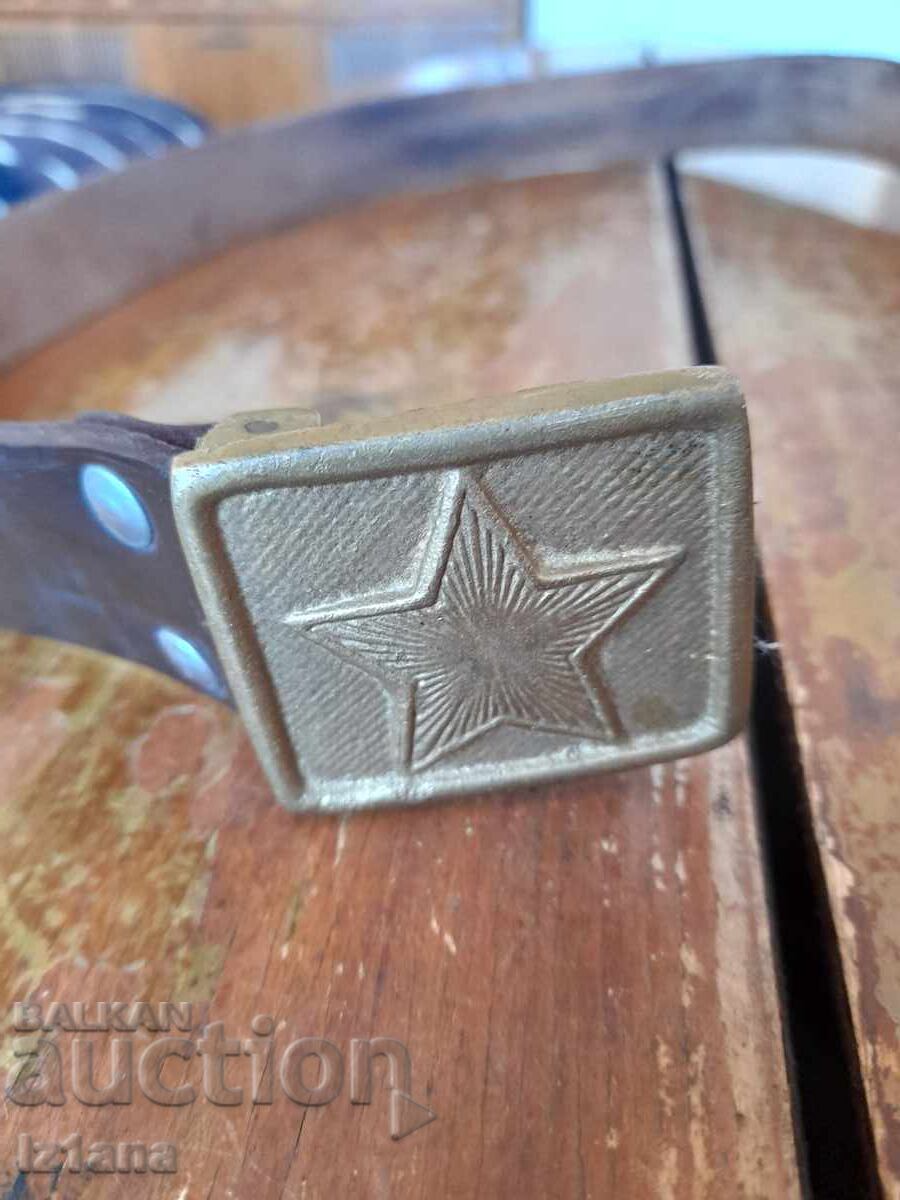 Licitație Veche centură militară Licitație Veche centură militară