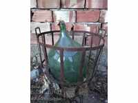 Damigeană mare de sticlă cu coș metalic