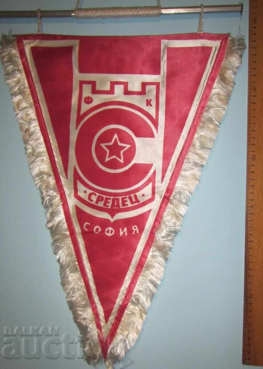 tricou de căpitan de fotbal CSKA / Sredets Sofia anii '80 cu preț 100.13 BGN | € 51.20 tricou de căpitan de fotbal CSKA / Sredets Sofia anii '80 cu preț 100.13 BGN | € 51.20