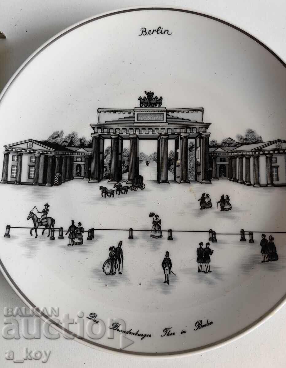 HEALTHY PORCELAIN PLATE FOR WALL BERLIN PORCELAIN with price € 11.00 | 21.51 BGN