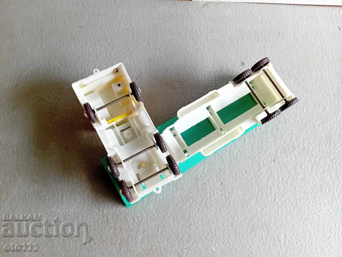 CAMION VECHI SOVIETIC, JUCĂRIE CU REMORCĂ - 7