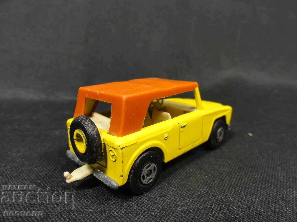 Delivery of OLD RETRO METAL CAR MATCHBOX ENGLAND FIELD CAR Delivery of OLD RETRO METAL CAR MATCHBOX ENGLAND FIELD CAR