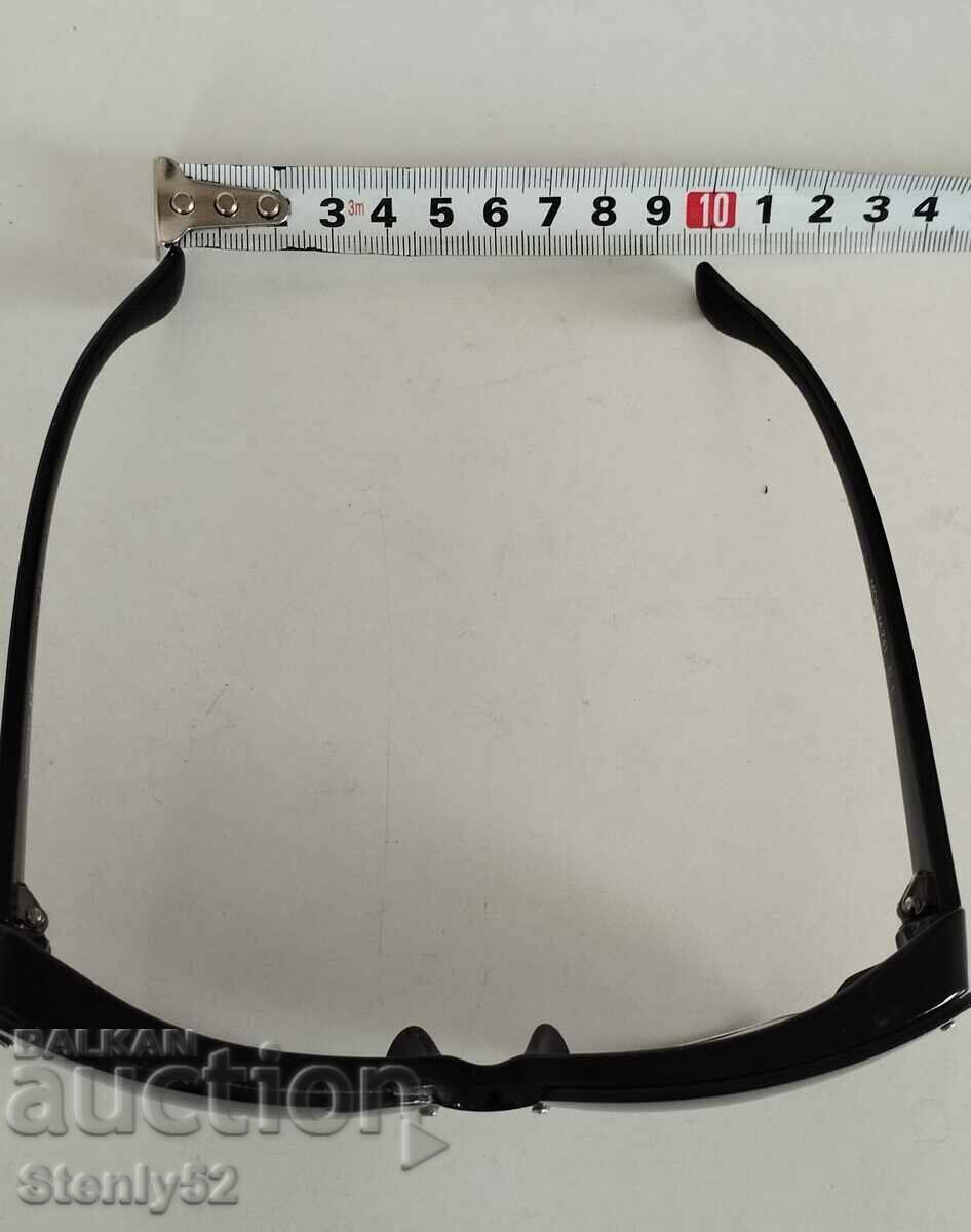 Healthy Morgan sunglasses with a plastic frame with price 5.00 BGN | € 2.56