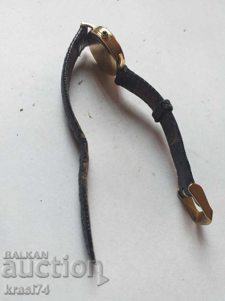 Δημοπρασία Ένα χρυσό ρολόι Δημοπρασία Ένα χρυσό ρολόι