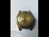 Ceas placat cu aur