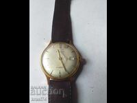 Ceas placat cu aur