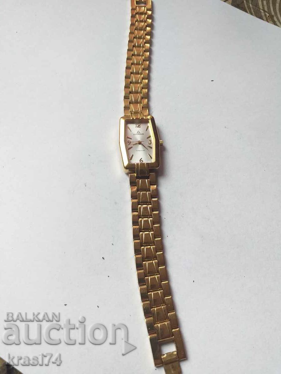 Επιχρυσωμένο ρολόι με τιμή 80.00 BGN | € 40.90 Επιχρυσωμένο ρολόι με τιμή 80.00 BGN | € 40.90