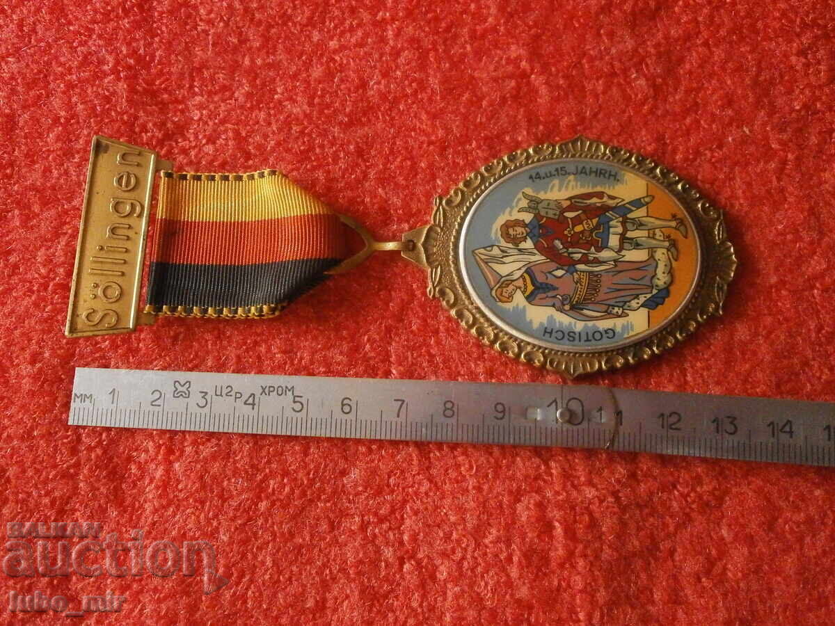 OLD GERMAN BRONZE CHEST BADGE - MEDAL - AWARD ? - 5 OLD GERMAN BRONZE CHEST BADGE - MEDAL - AWARD ? - 5