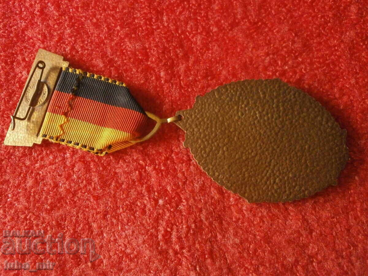 OLD GERMAN BRONZE CHEST BADGE - MEDAL - AWARD ? - 7 OLD GERMAN BRONZE CHEST BADGE - MEDAL - AWARD ? - 7